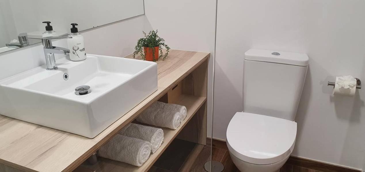 Apartamentos Antares 3 Milladoiro Zewnętrze zdjęcie